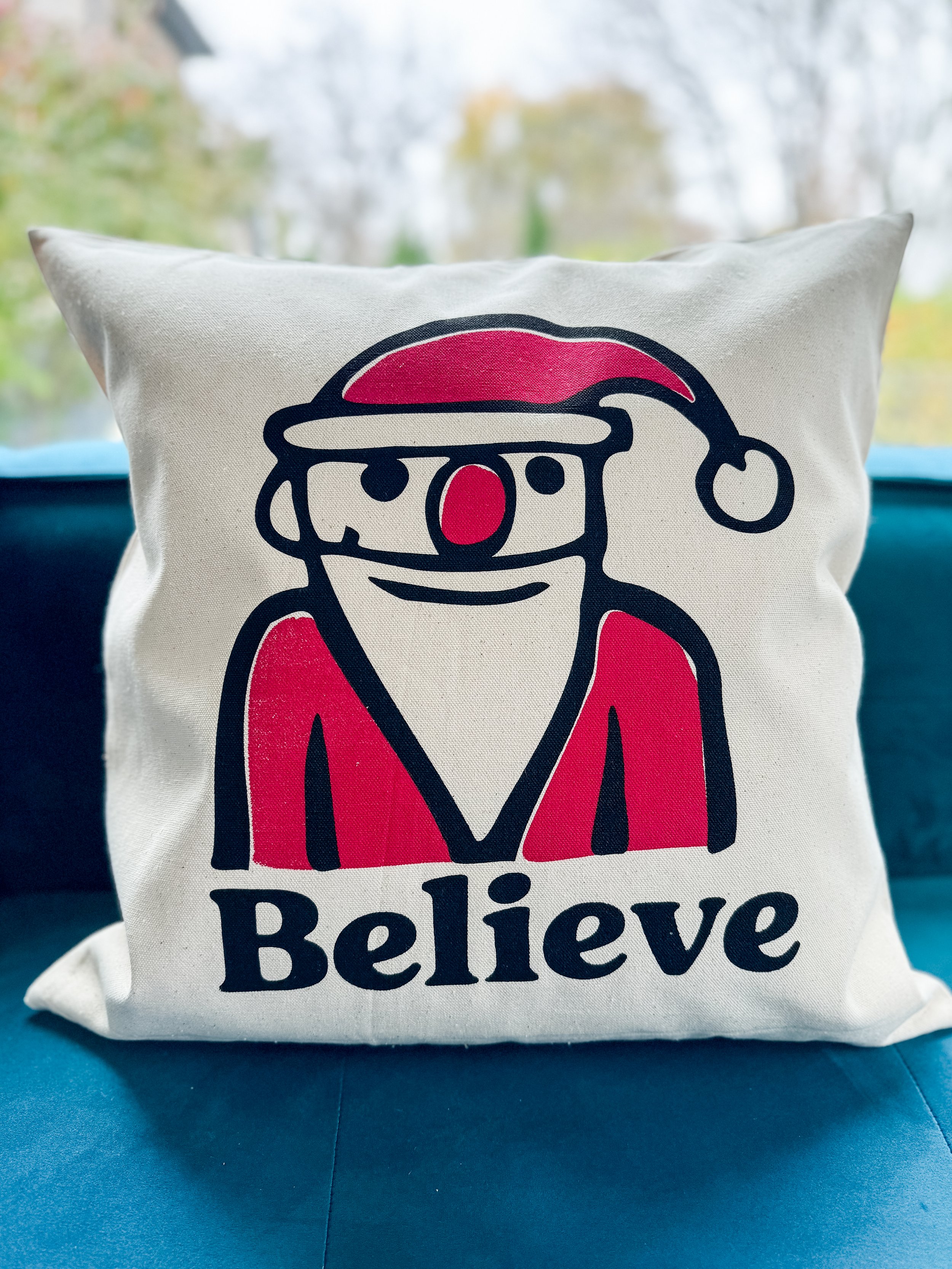 Santa-pillow.jpg