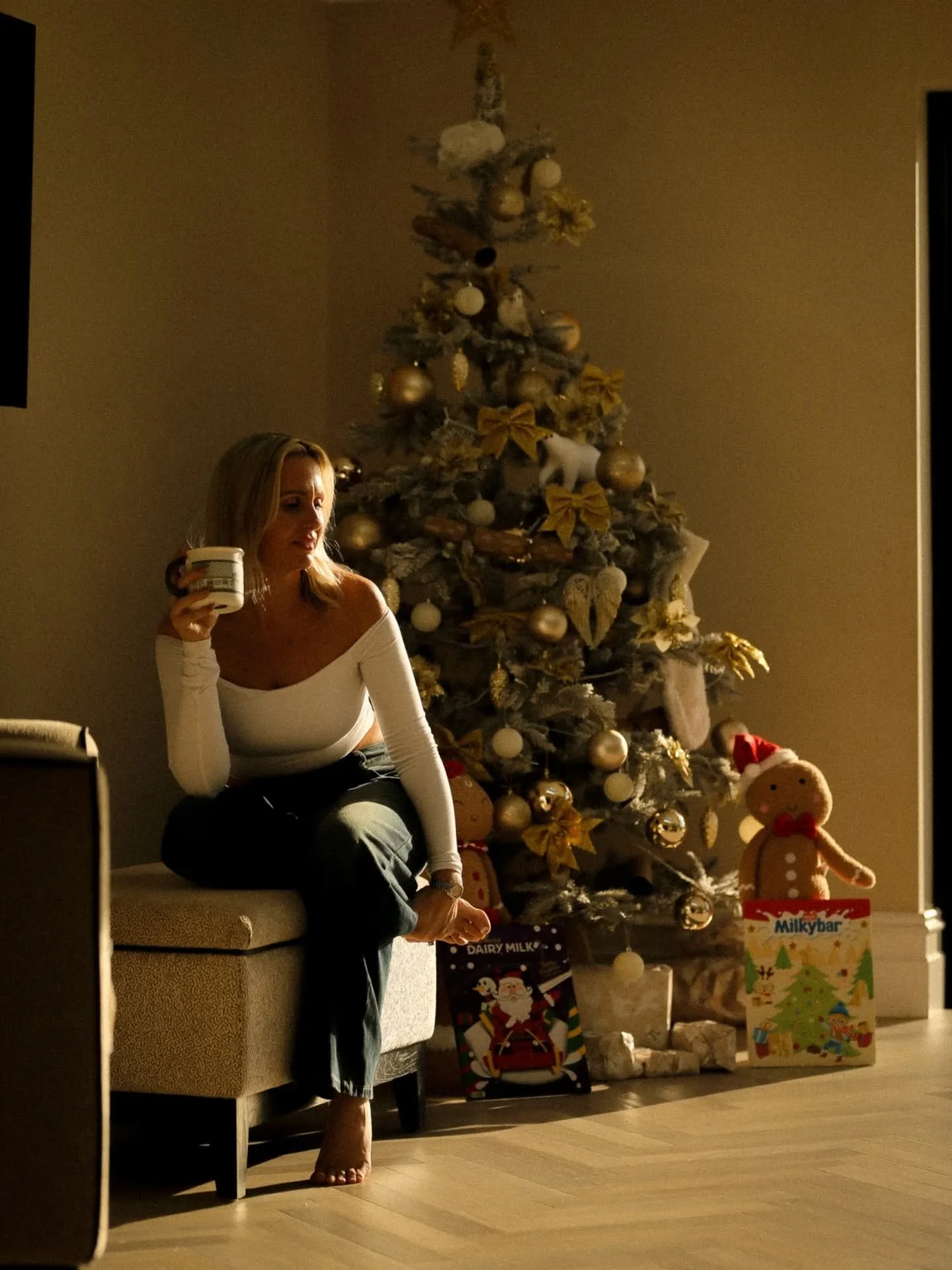 There's nothing quite like the feeling of a slow, peaceful morning by the Christmas tree, gingerbread candle lit and a mug of hot chocolate in hand as the golden light streams in. ✨

Whether you're decorating, sipping a drink, or just enjoying the ho