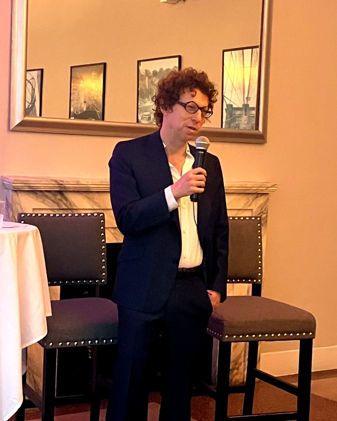 Thanks to our NL Book Club organizers, Eveline (@evelinevvh), Marijke (@marijkestern), and Pauline (@dutchculturehusa); special guest Arnon Grunberg (@grunberg_embedded); and members with great questions&mdash;for an engaging evening with powerful in