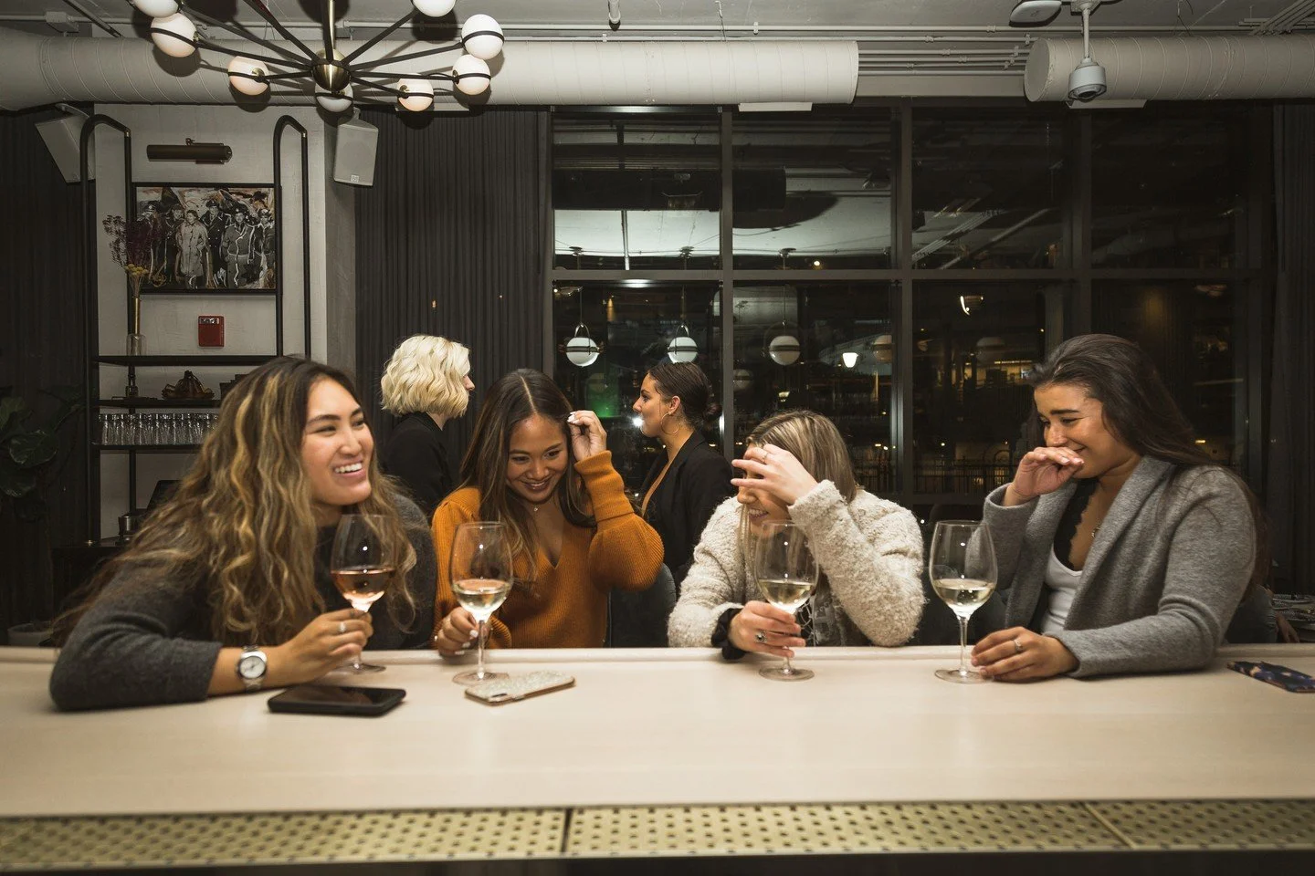 A seat at the bar, a corner with friends, somewhere closer to the music. There&rsquo;s more than one way to spend a night at Alma. #AlmaHotelZachary