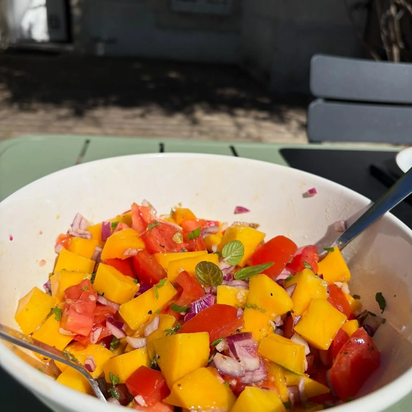 Salade estivale &agrave; la Villa @villa.1736 un #unaird&eacute;t&eacute;