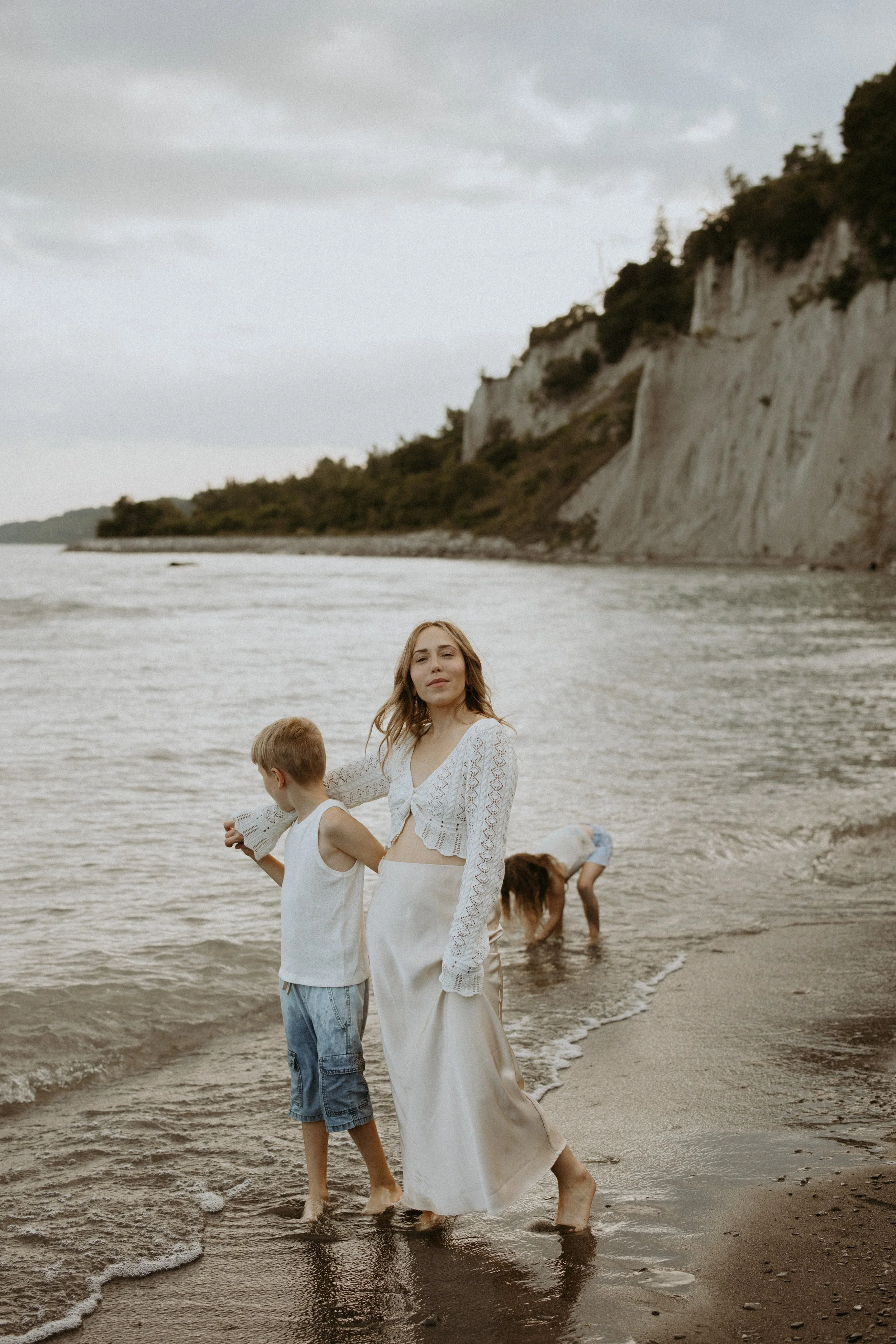 theresa-liam-lennon-the-bluffs-family-scarletoneill165.jpg