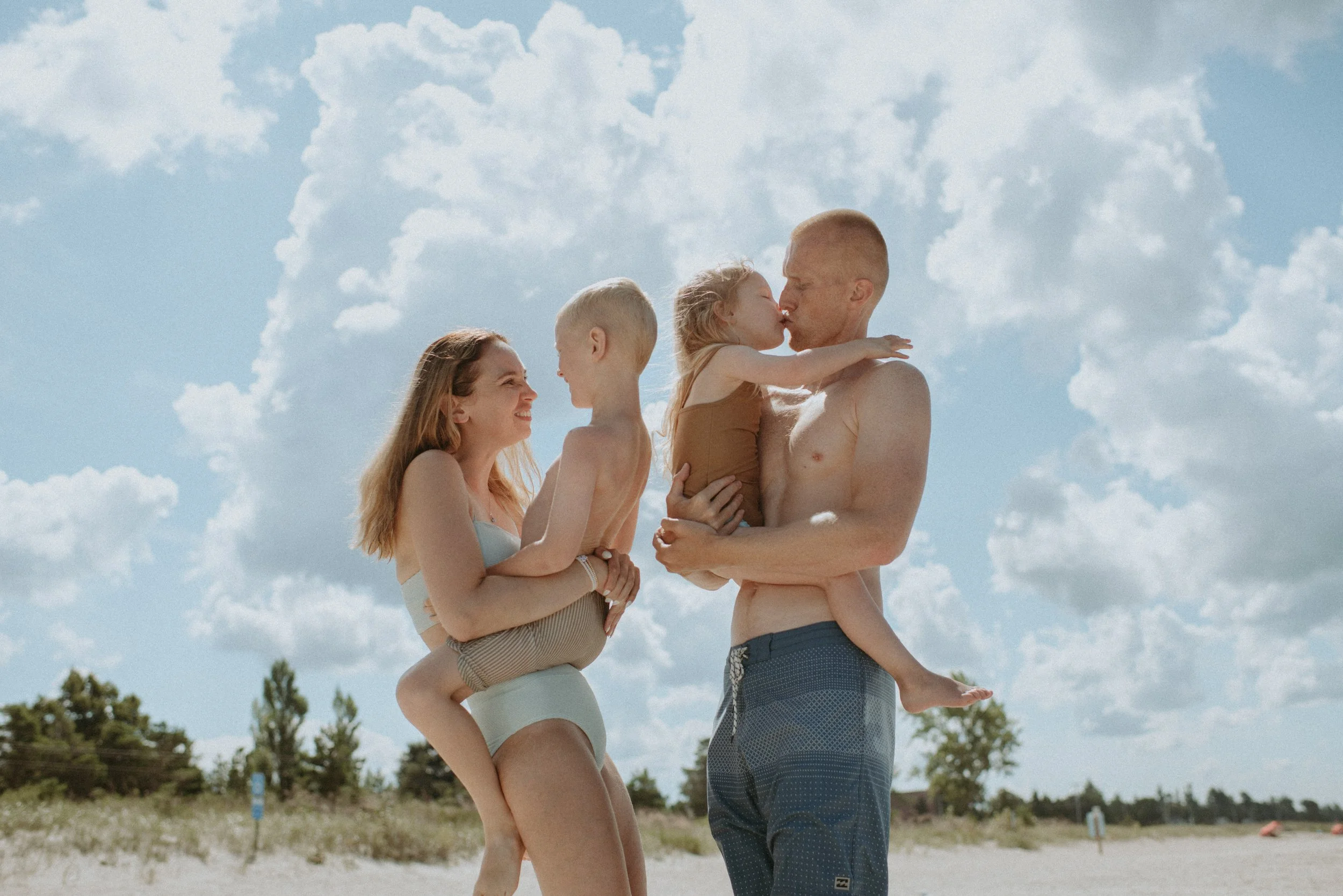 meg-jon-kids396.jpg