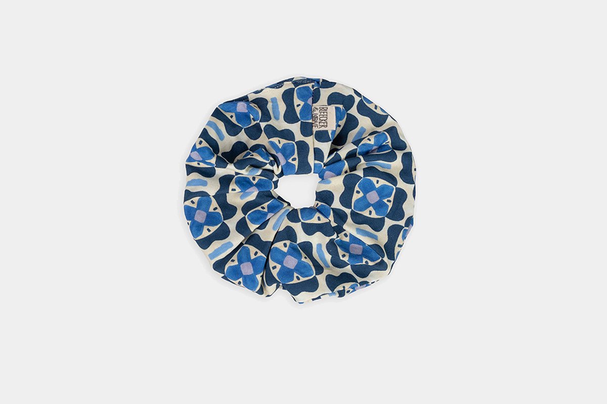 BLUE LAGOON scrunchie.jpeg
