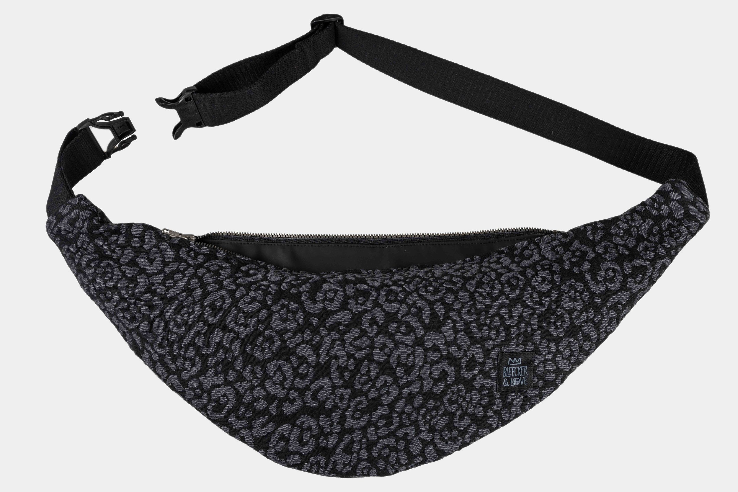 MANHATTAN belt bag_.jpg