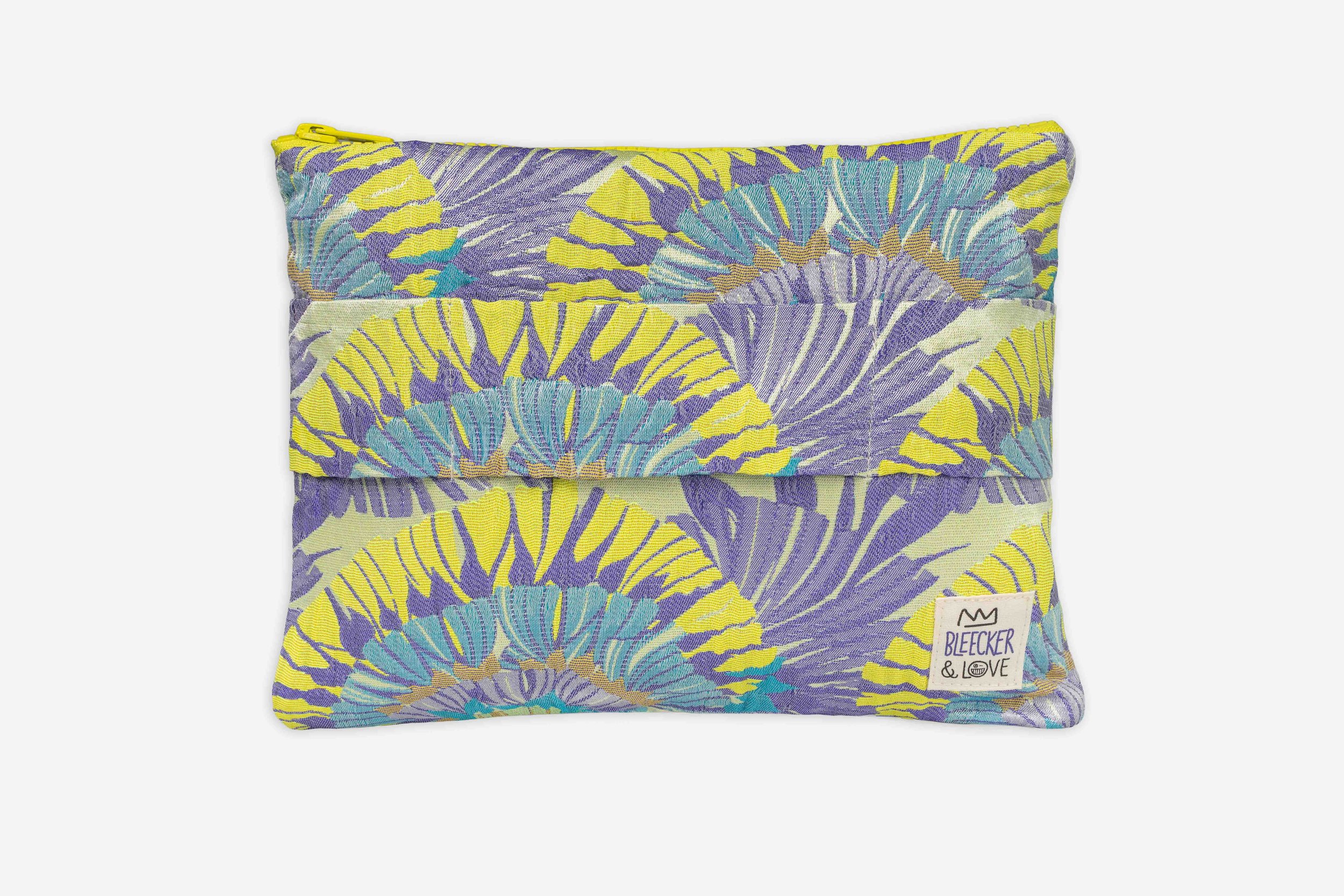 AZZURA CLUTCH