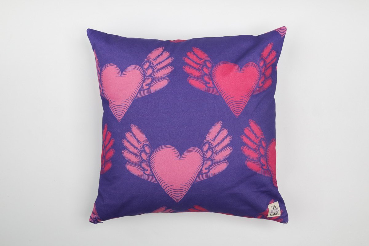 XL LOVE IN MAUVE THROW PILLOW