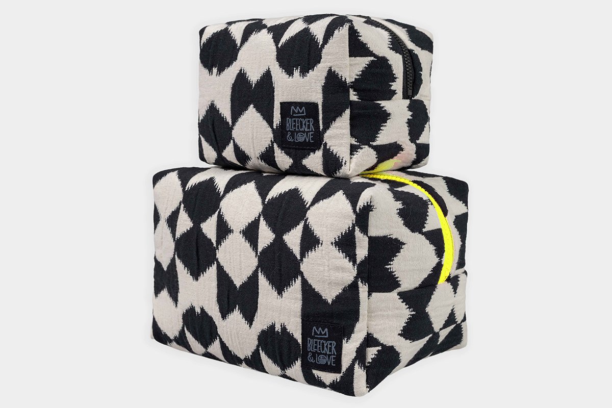 JET pouch yellow zipper.jpg