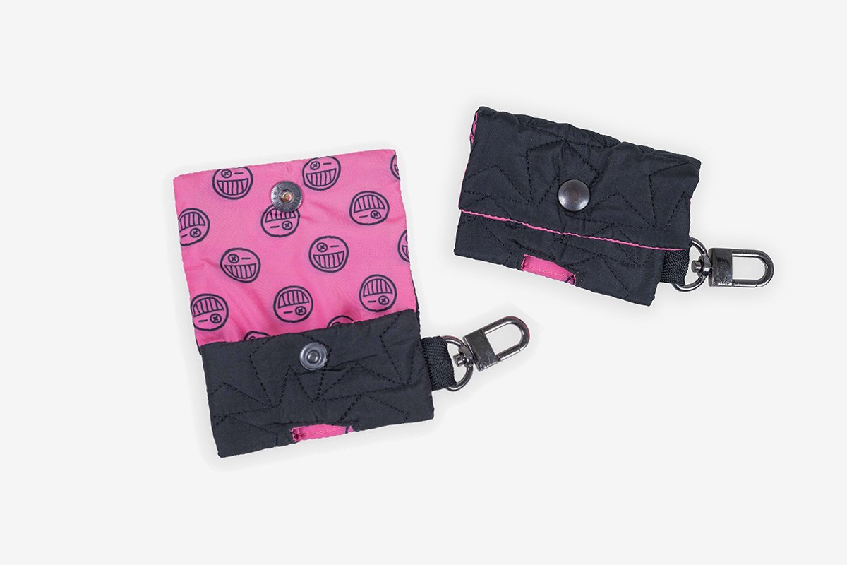 BLACK pod pocket.jpg