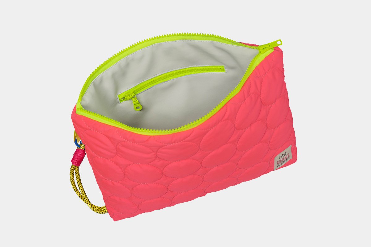 BUBBLE GUM candy bag_new handle.jpg