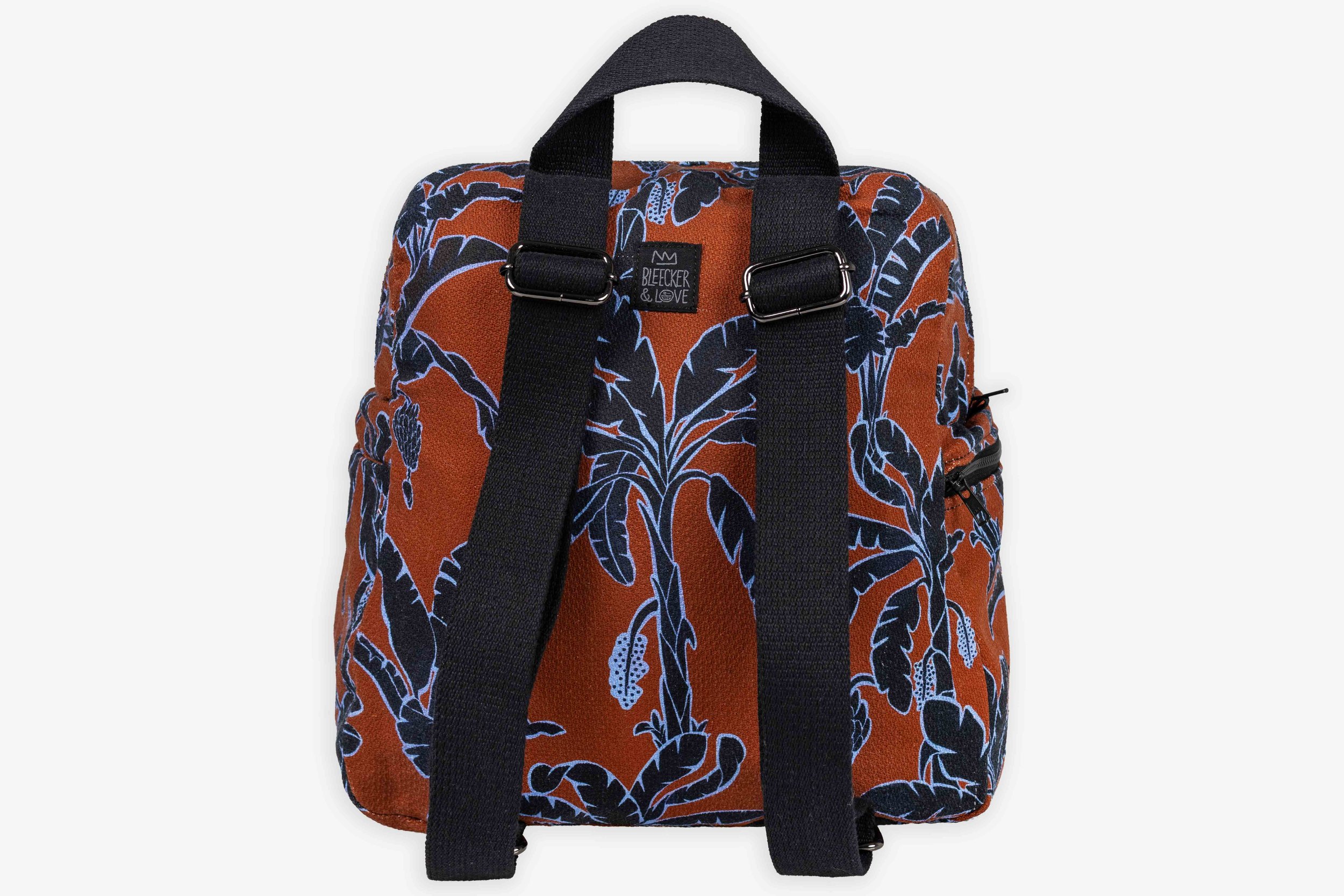 GOBI backpack back.jpg
