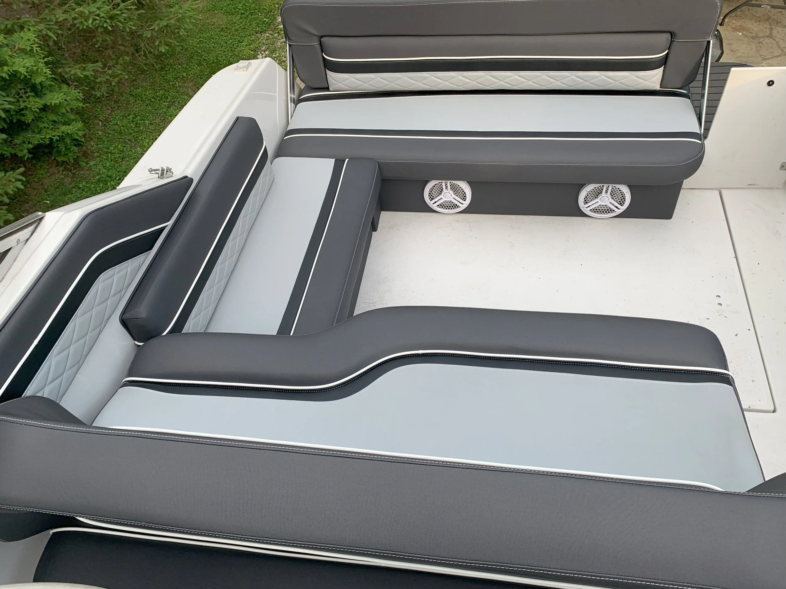 jasons boat 1.jpg