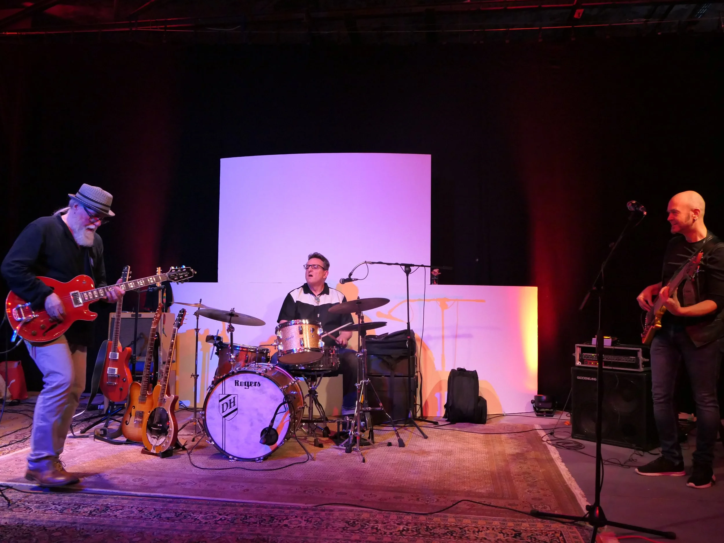 Strings, Slides und Stories - JB´s Blues Rockers Deluxe lassen die Saiten glühen