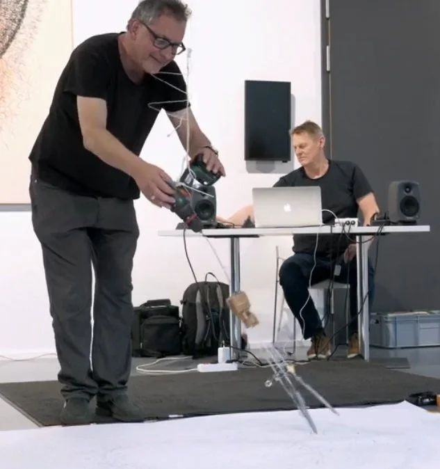 Crossover Studios: Maschinelles Lärmen