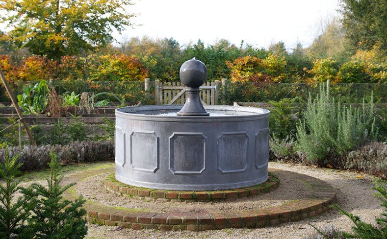 Ball Fountain