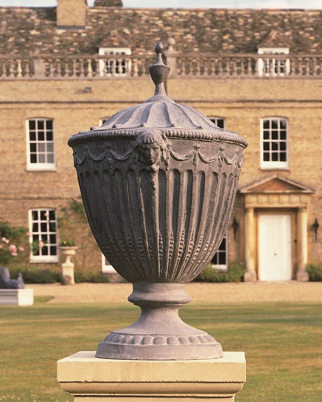 Lead Finial