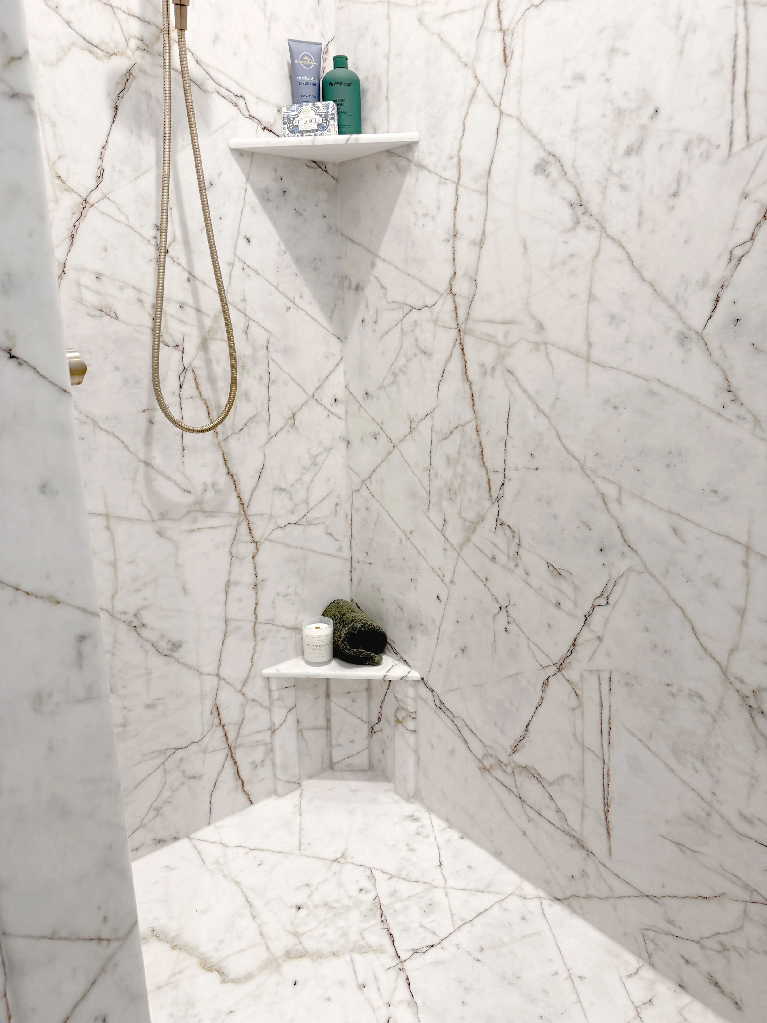 White Crystal shower surround and shaving shelf