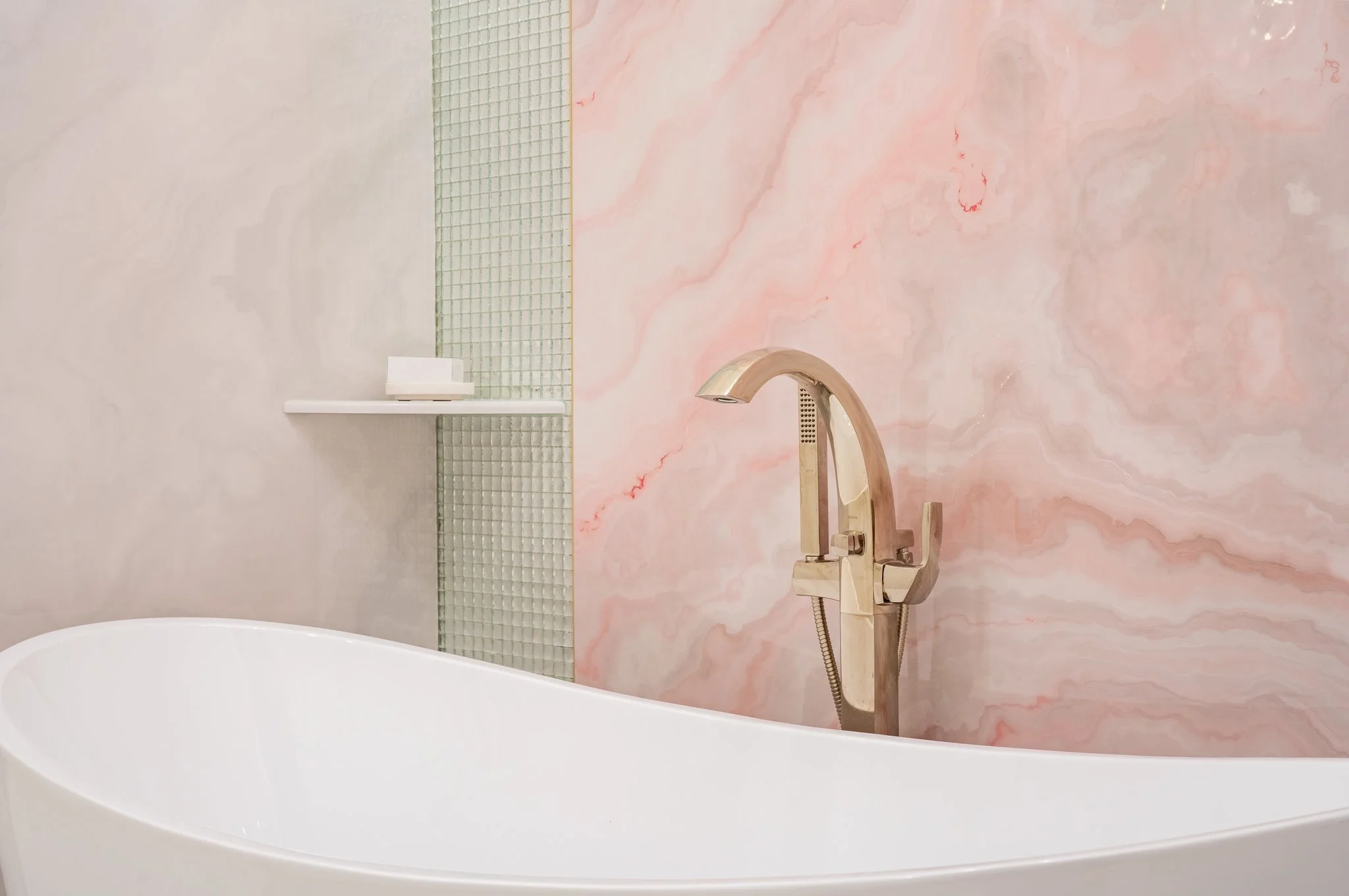 Jacqueline accent wall