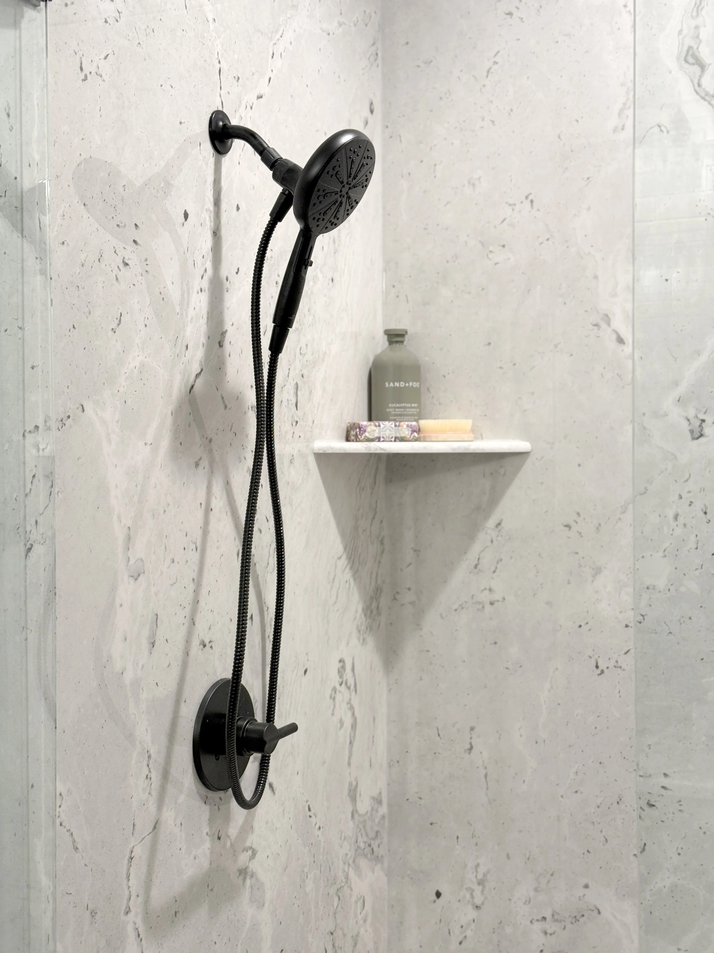 Whitecastle shower surround and shampoo shelf