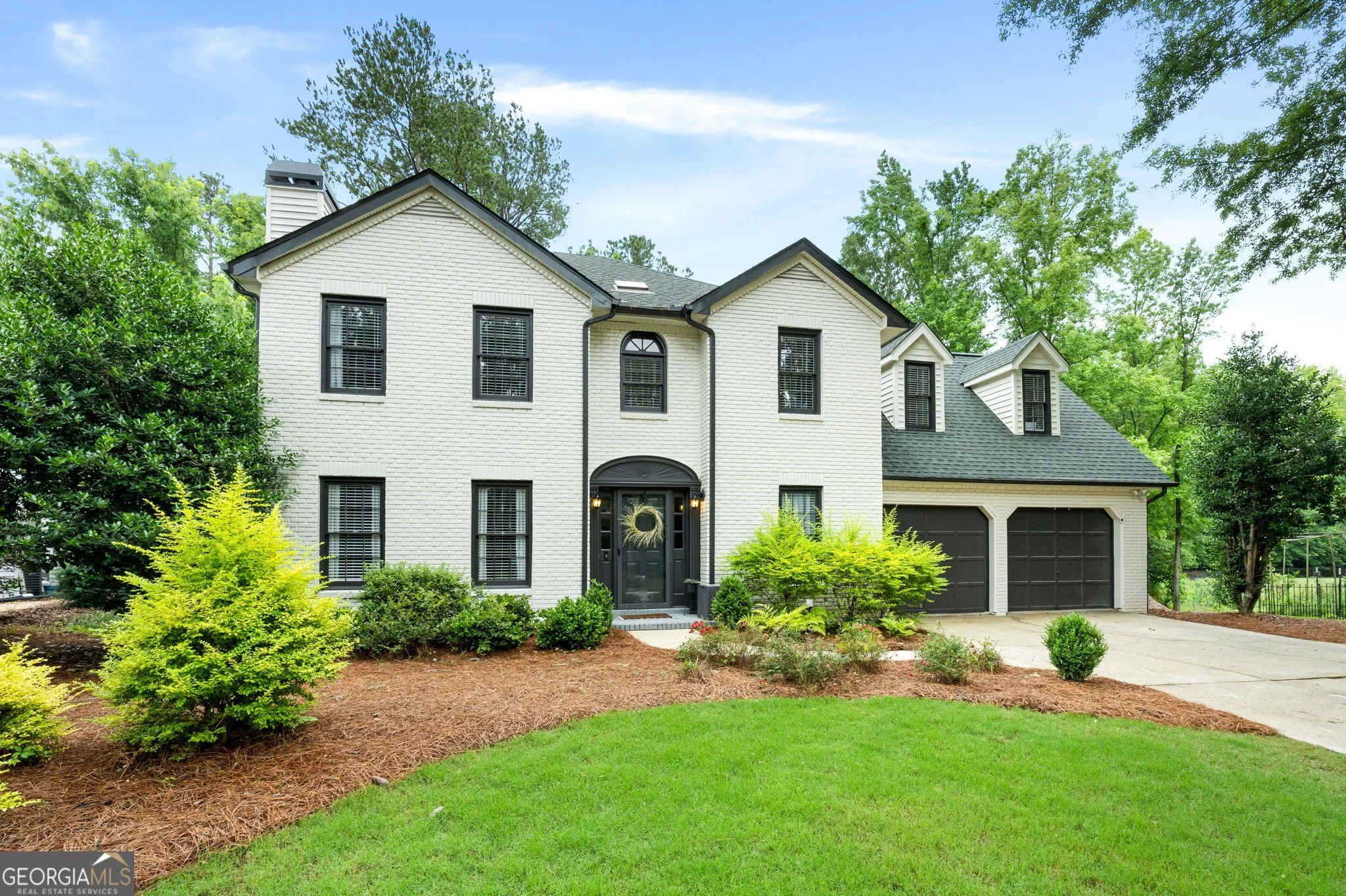 ✨ Golf course in your backyard, direct access to 100+ miles of golf cart paths, and even a detached office (aka your own little escape) all under $600,000.

Inside you will find 4 bedrooms, cozy living spaces with a fireplace, and a sunroom overlooki