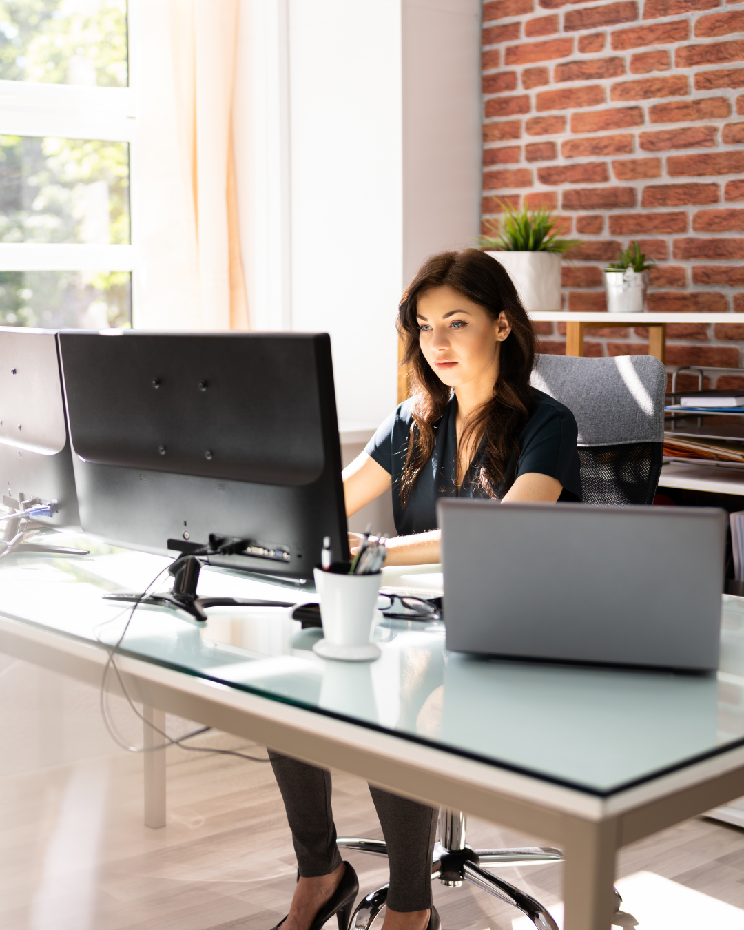 The Missing Middle Bridging BI and Operational Workflows