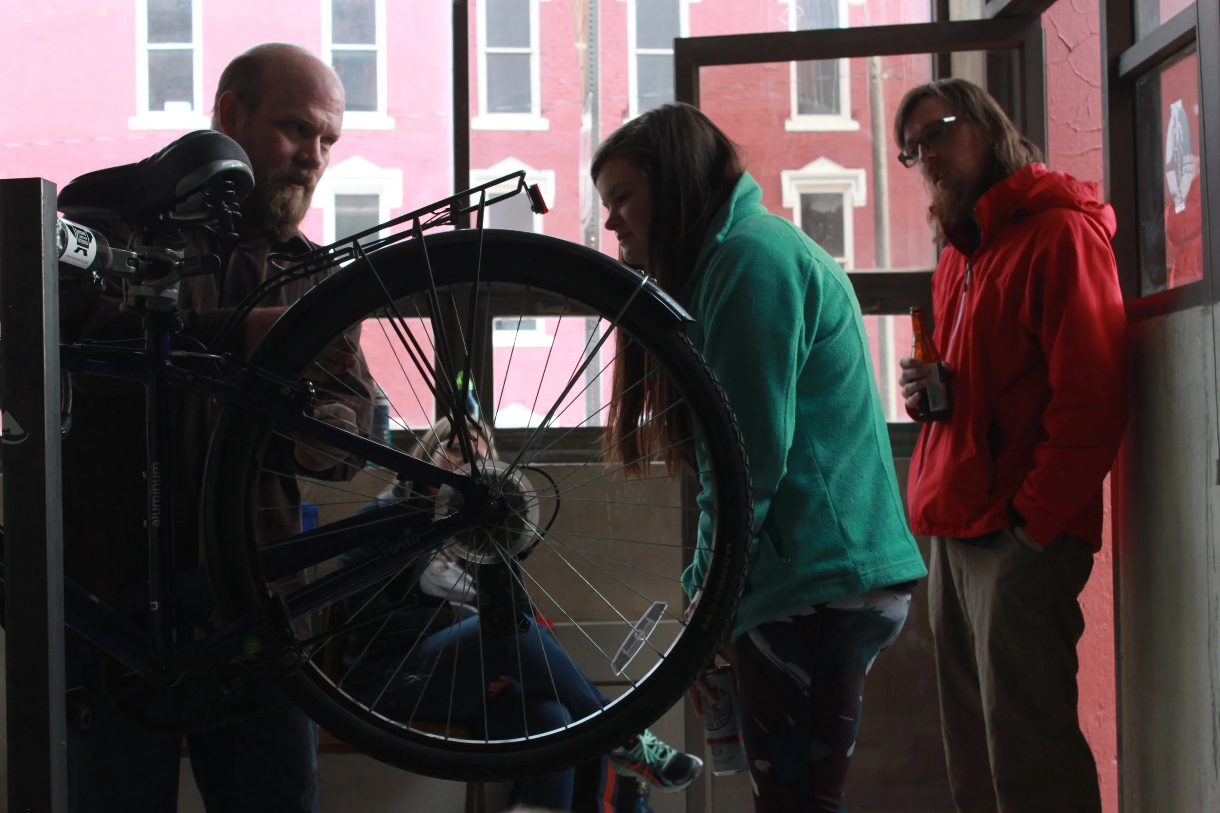 Chains of Care: Toward a People’s Bicycle Politics.&nbsp;