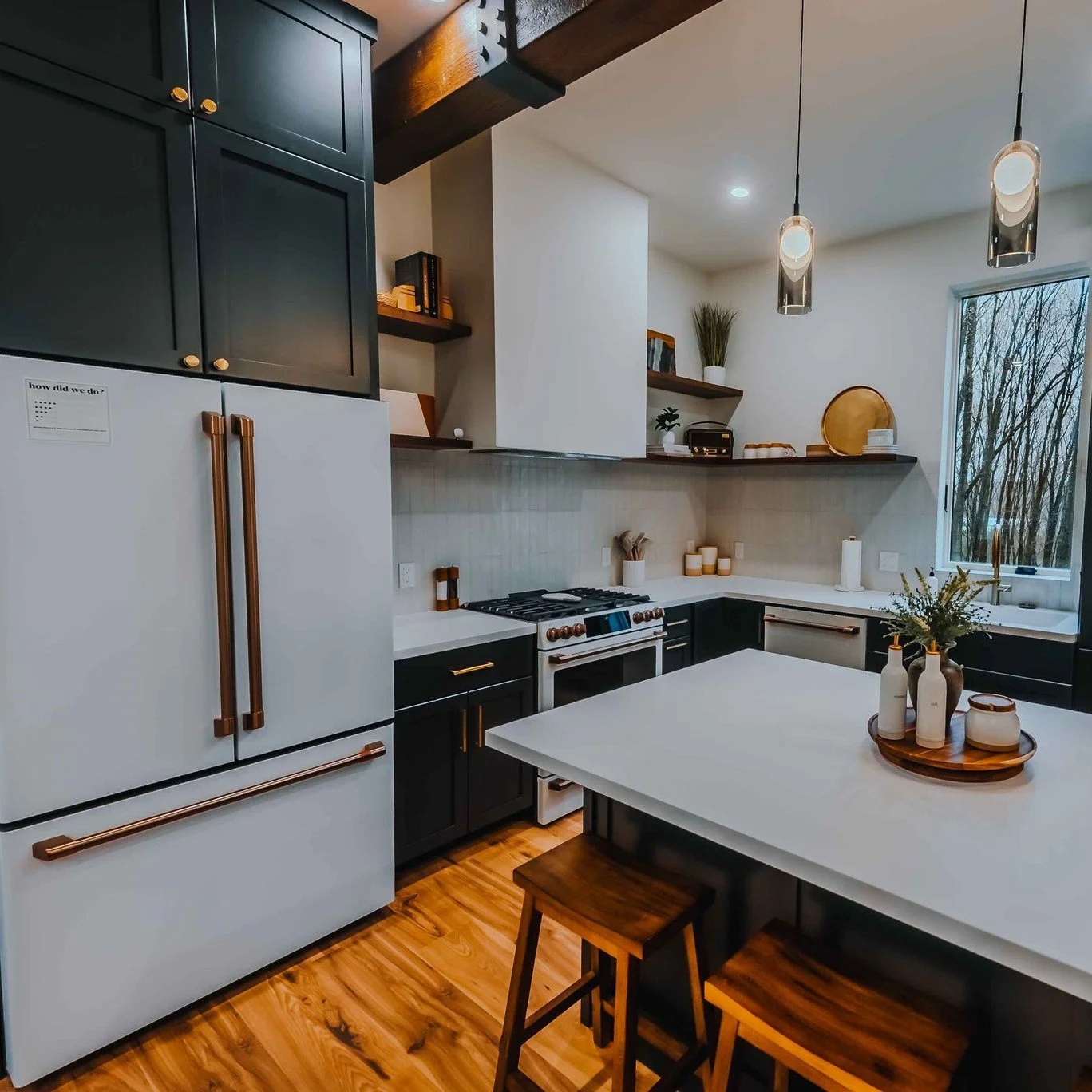 are you ready to build your dream kitchen? 🏠✨

click the link in our bio to get started!

#customhomes #moderndesign #beaghaus