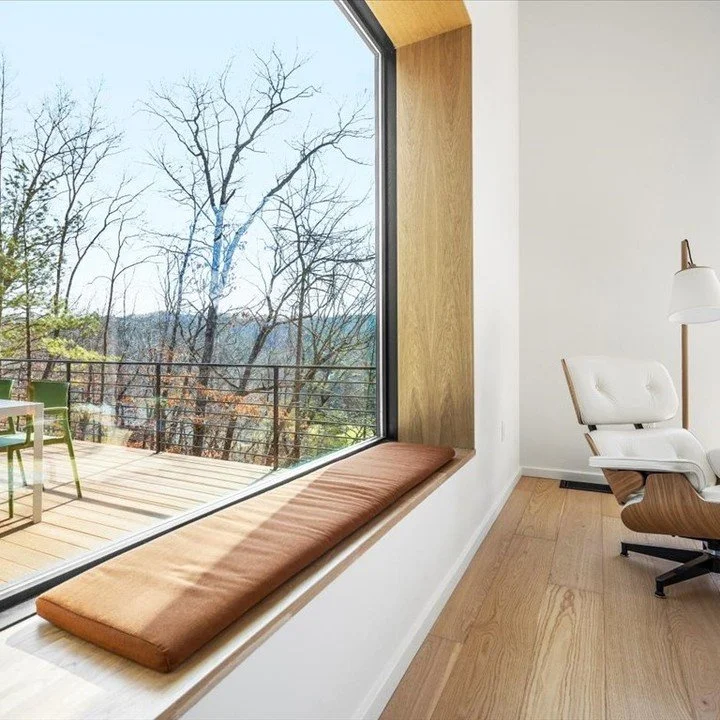 Designed to frame what matters.
Light, landscape, and pause.
#BeagHaus
#ModernResidential
#QuietInteriors
#MaterialDriven
#DesignRestraint
#ArchitectureFocus