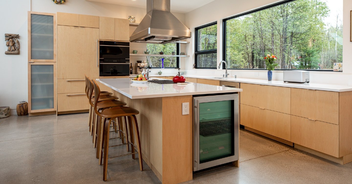 Designed to support daily life, not narrate it.
#BeagHaus
#DesignRestraint
#ArchitecturalDetail
#MaterialDriven
#QuietInteriors
#ModernResidential