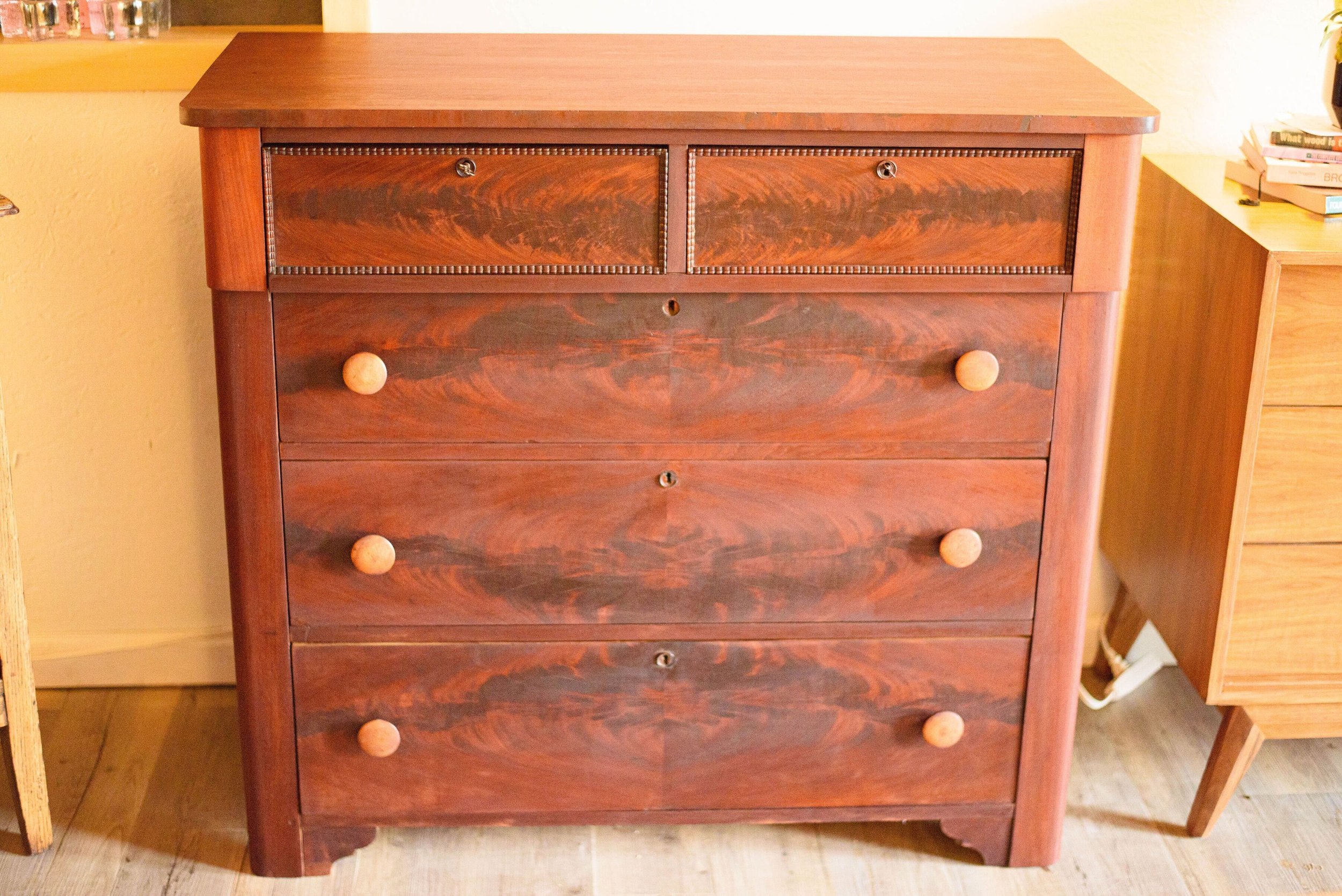 visible repair dresser (1).jpg