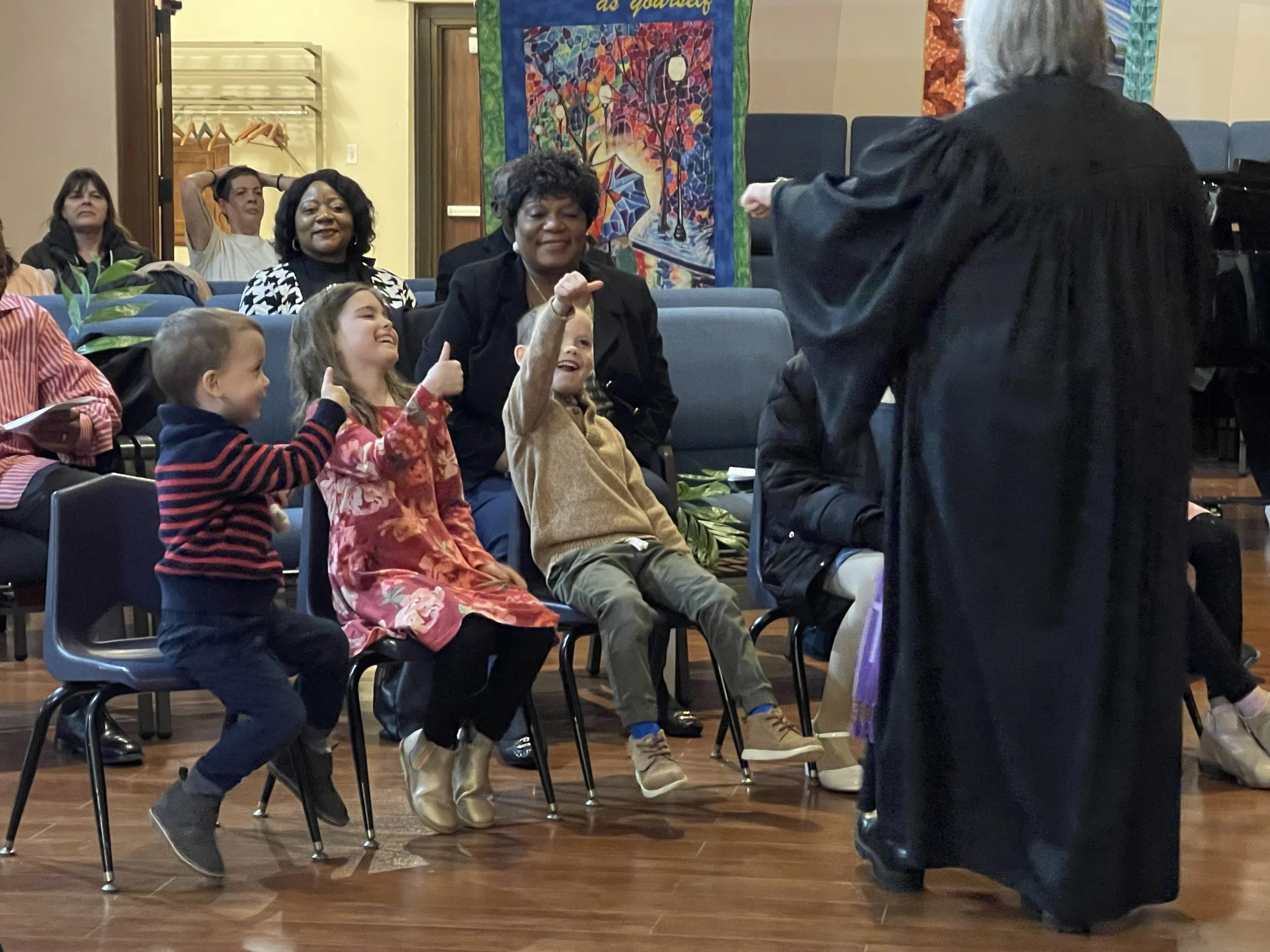 When chaos joins worship; tips when children turn worship into playground