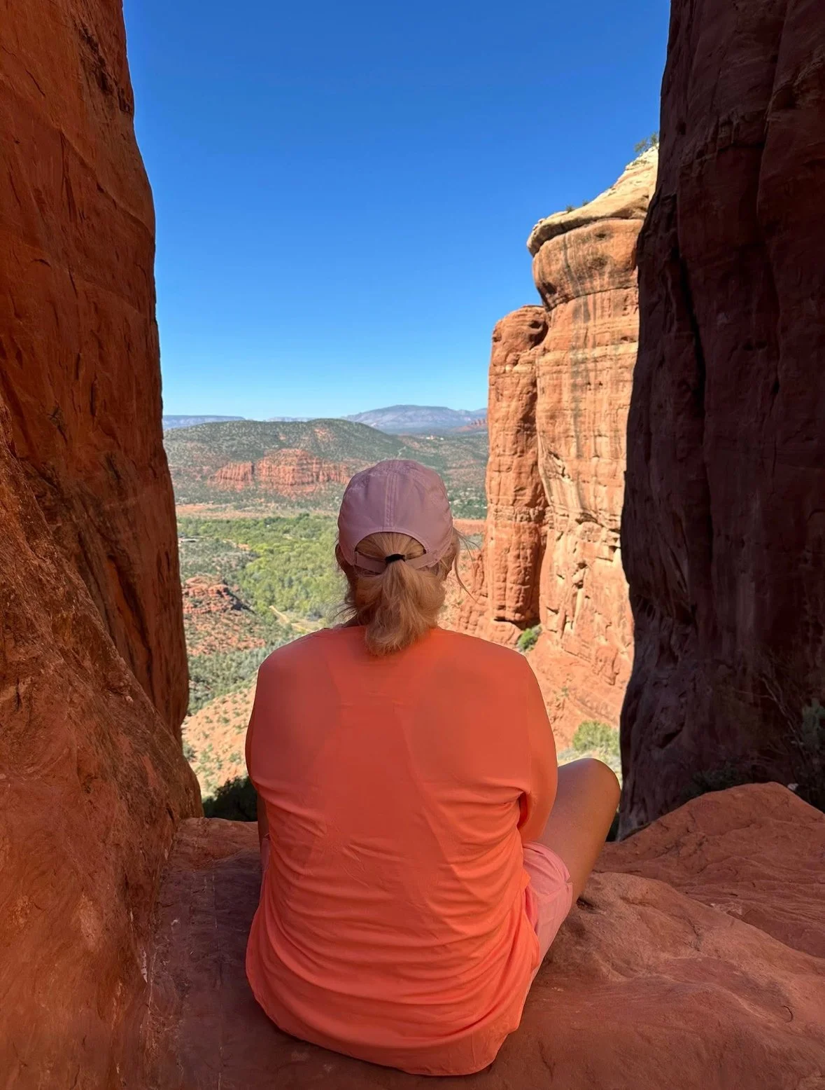 Geometric drawing of an outline square with sections divided by vertical, horizontal, and circle lines.