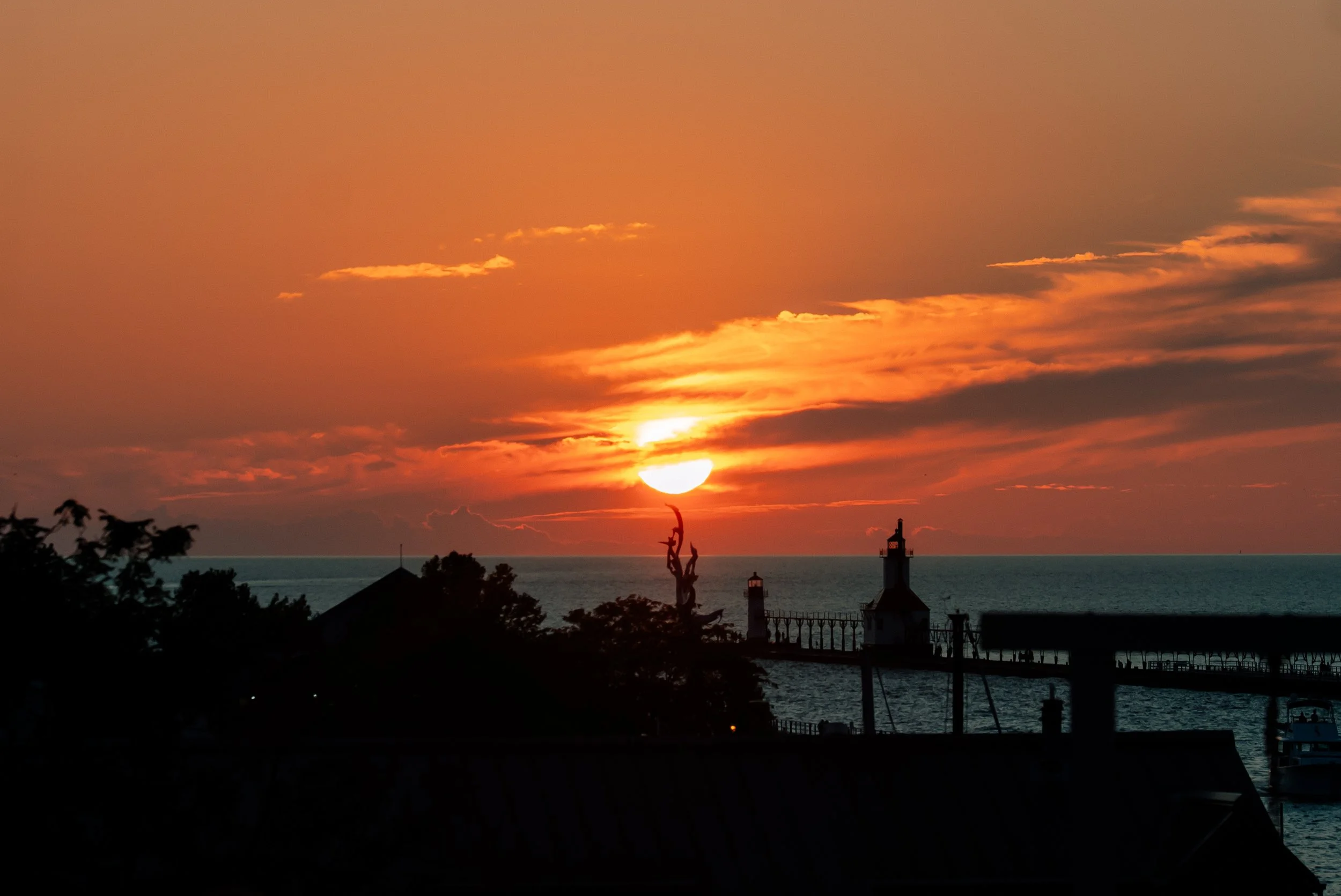sunset-wedding-portraits-lake-michigan.jpeg