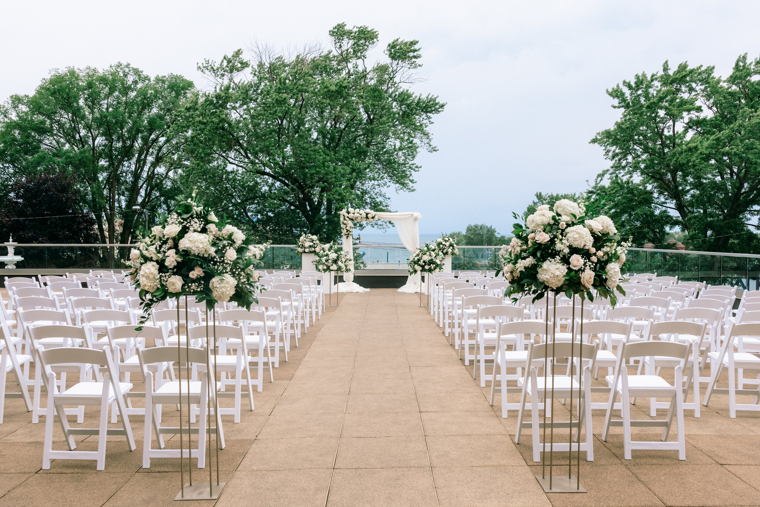 rooftop-wedding-aria-whitcomb-st-joseph.jpeg