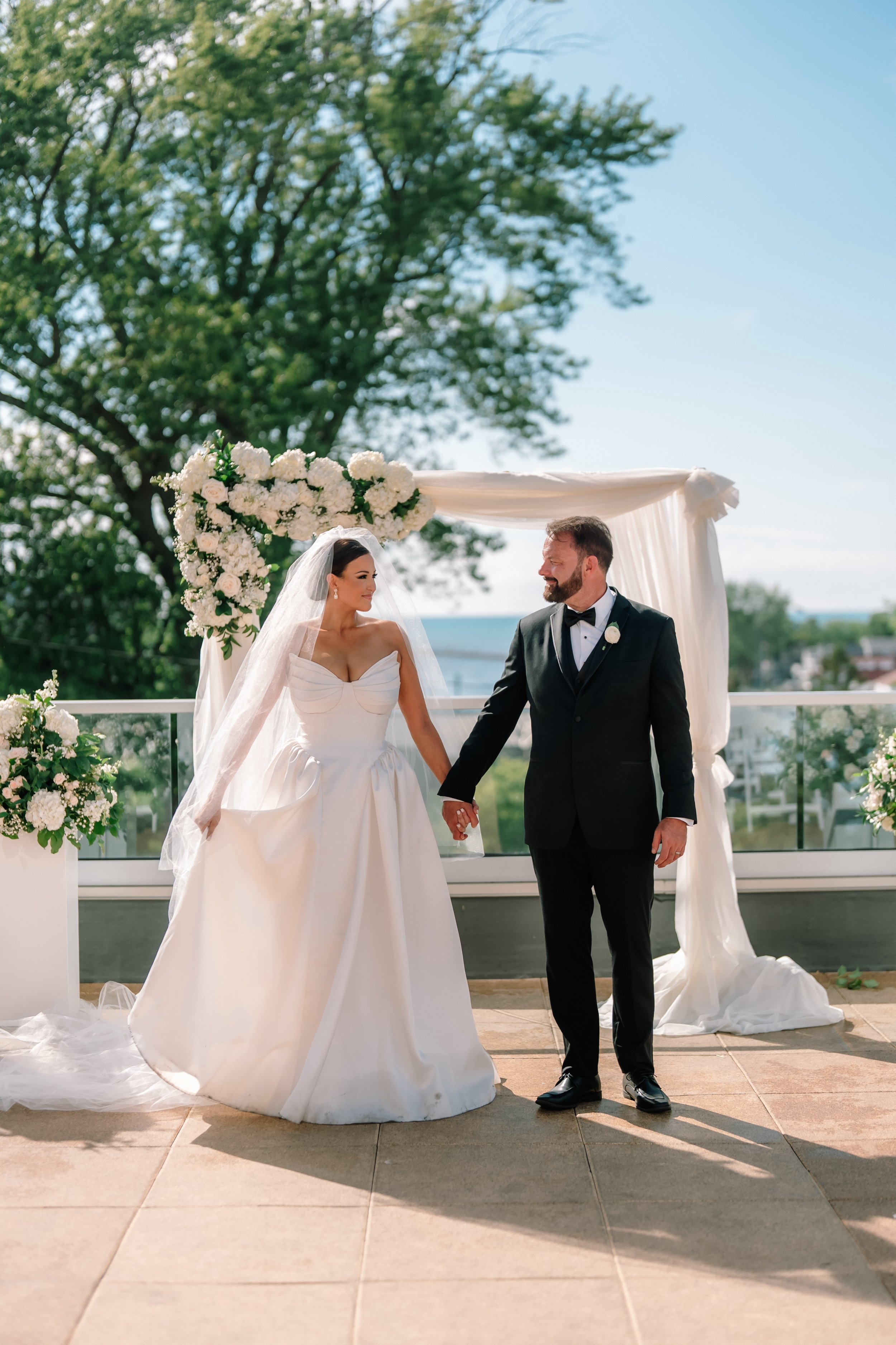 lake-michigan-wedding-portraits-st-joseph.jpeg