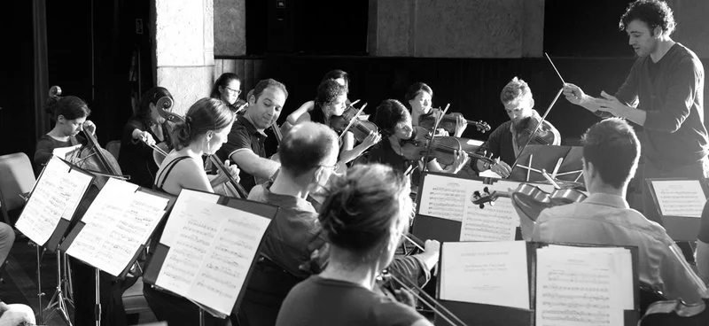 The Knights' Live Recording of Steve Reich: Six Minutes of "Mesmerizing Sunshine" 