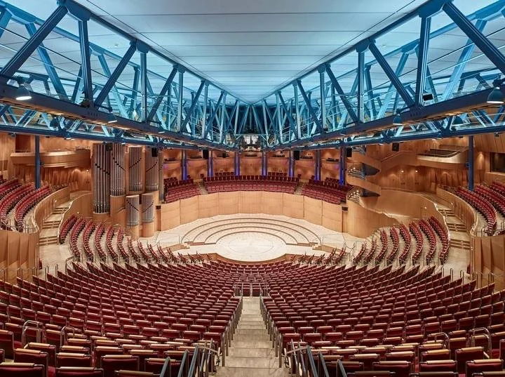 The Knights at the Kölner Philharmonie with Martynas Levickis