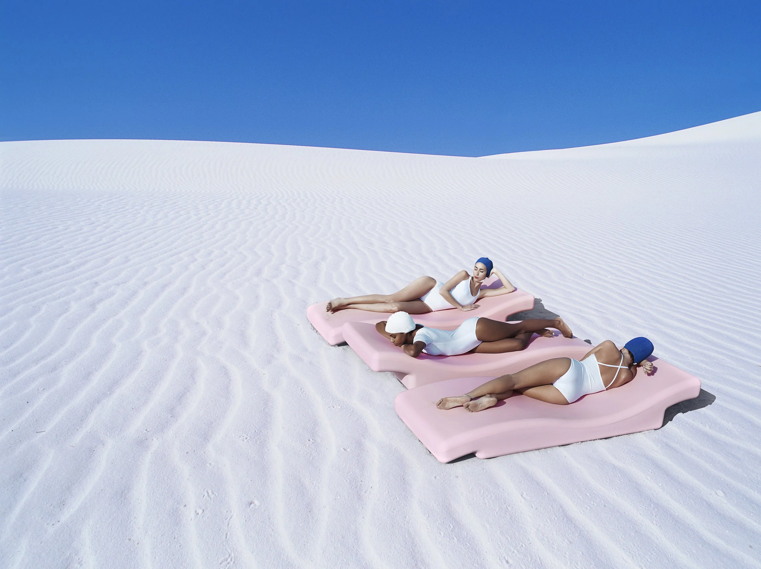 356 chaiselongue pink 3.jpg