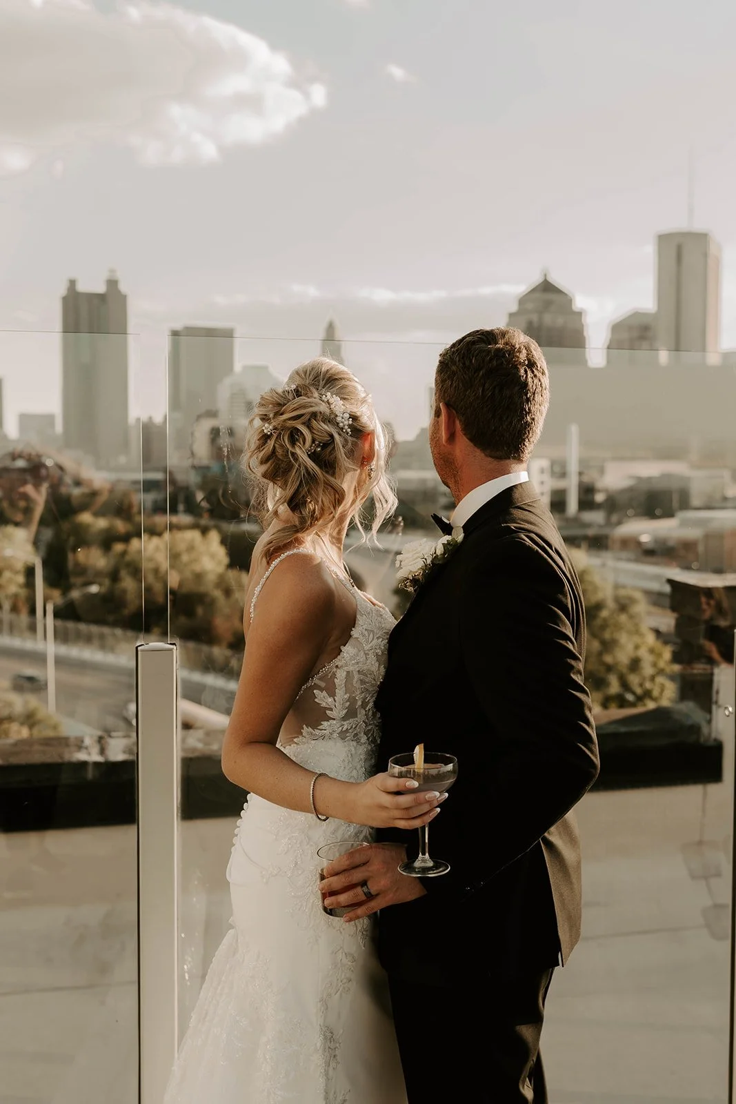 Bride_groom_skyline_view_rooftop.jpg