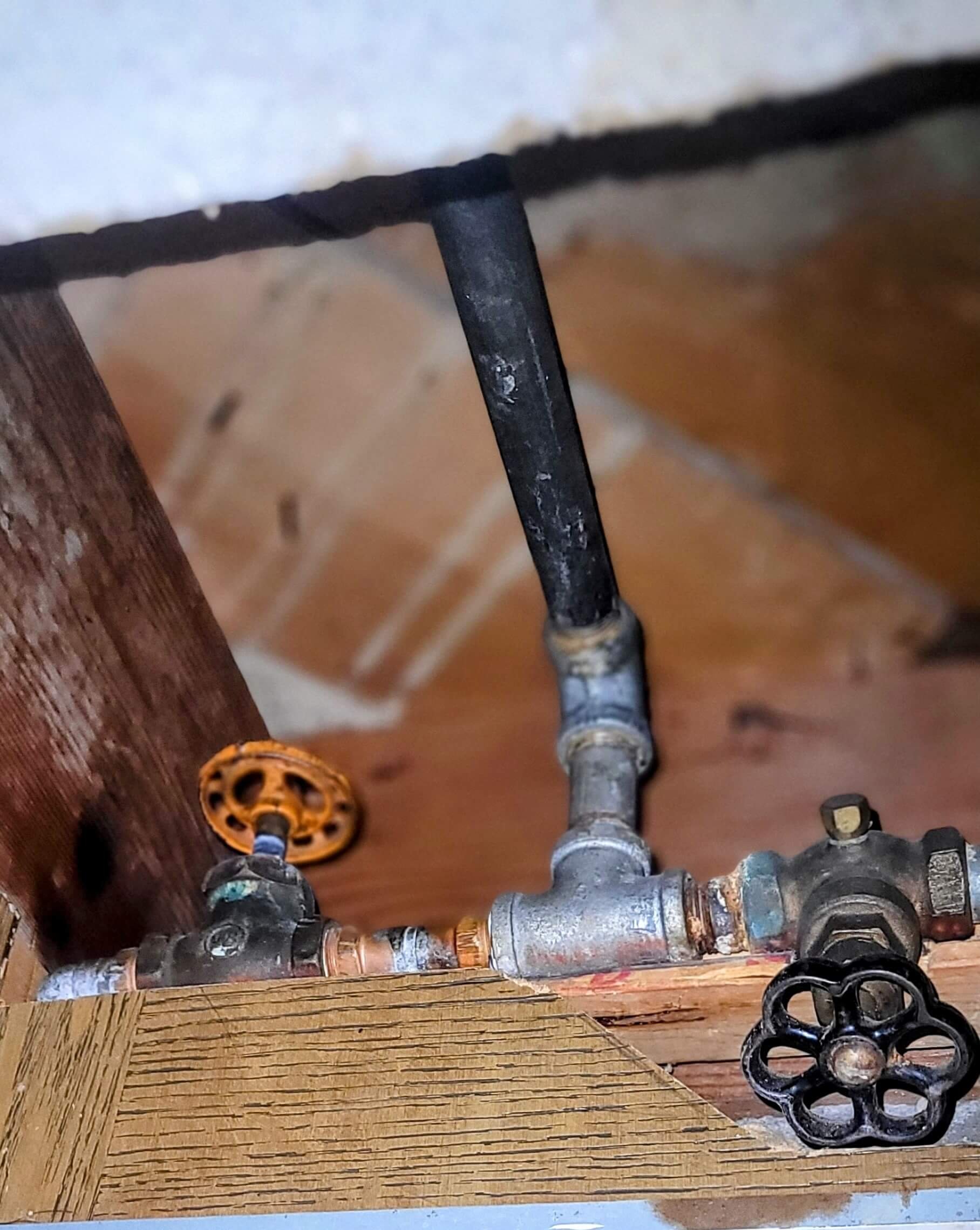 Not Code Galvanized & Black Gas Line Water Pipes