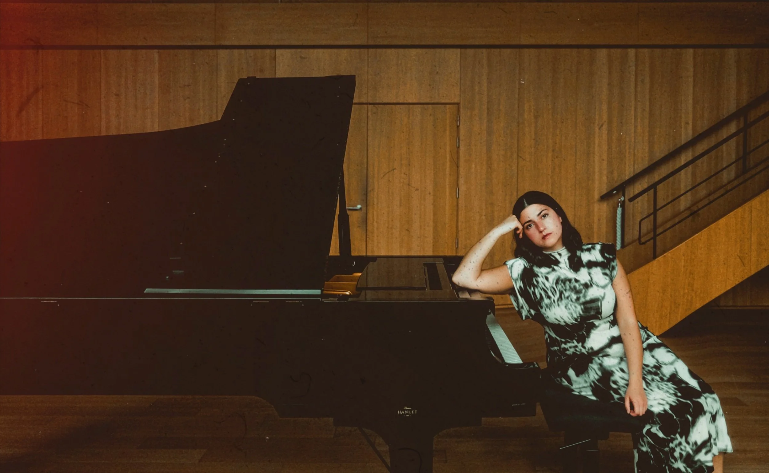 MEDIA — LANA SURAN PIANIST