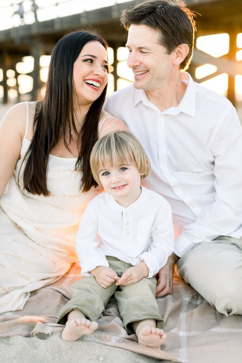 Orange County Holiday Mini-Sessions- Seal Beach Pier