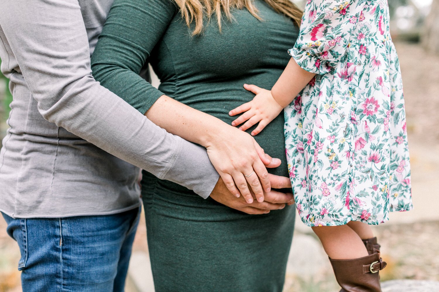 Orange County Holiday Mini-Sessions- Serrano Creek Park- Lake Fo