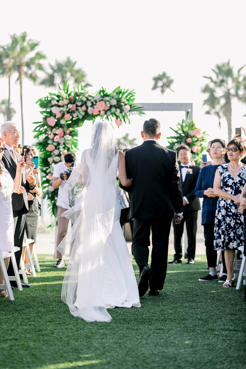 Huntington Beach Wedding at the Pasea Hotel