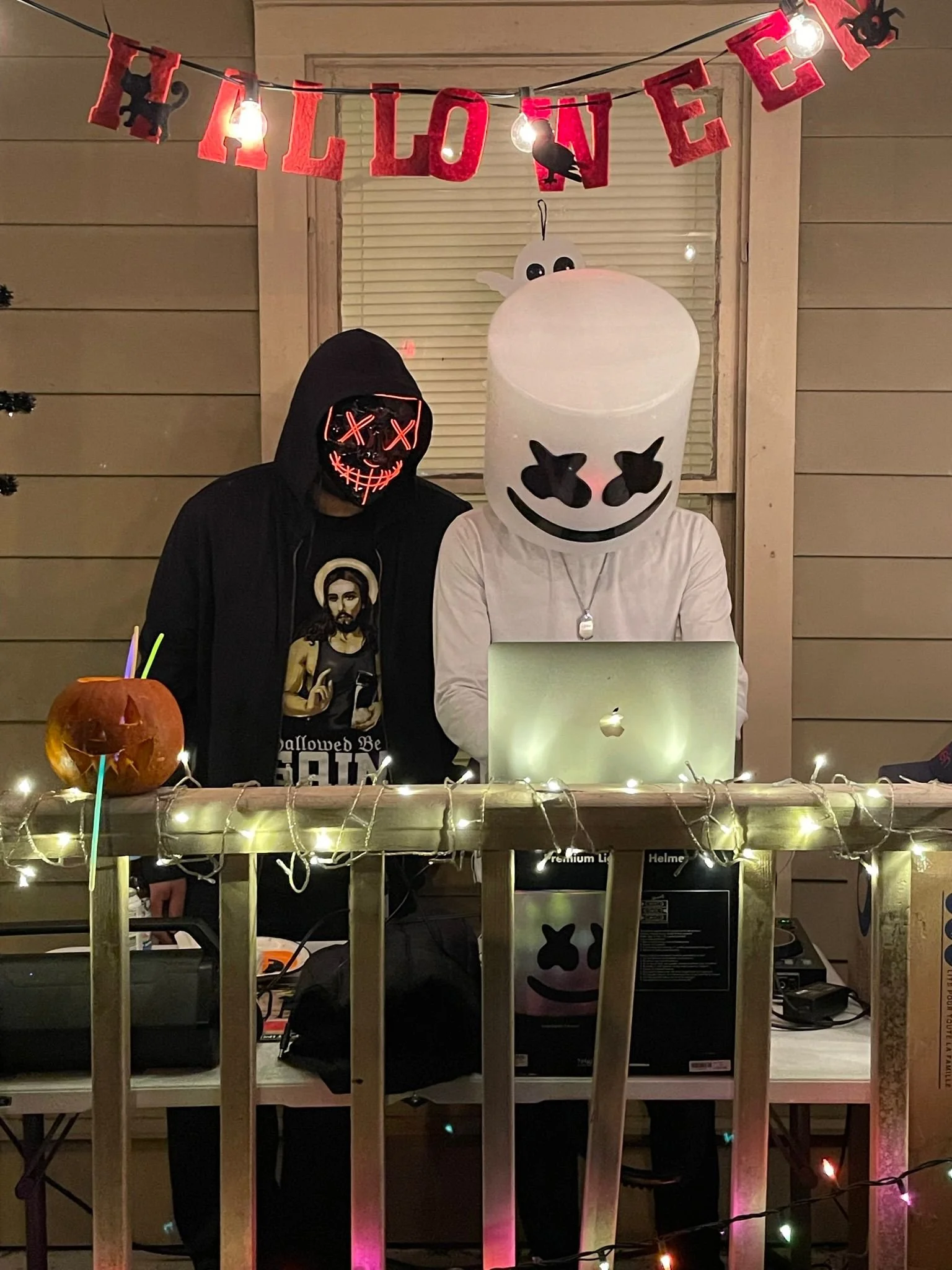 WhatsApp Image 2023-03-03 at 9.57.40 PM (1).jpeg