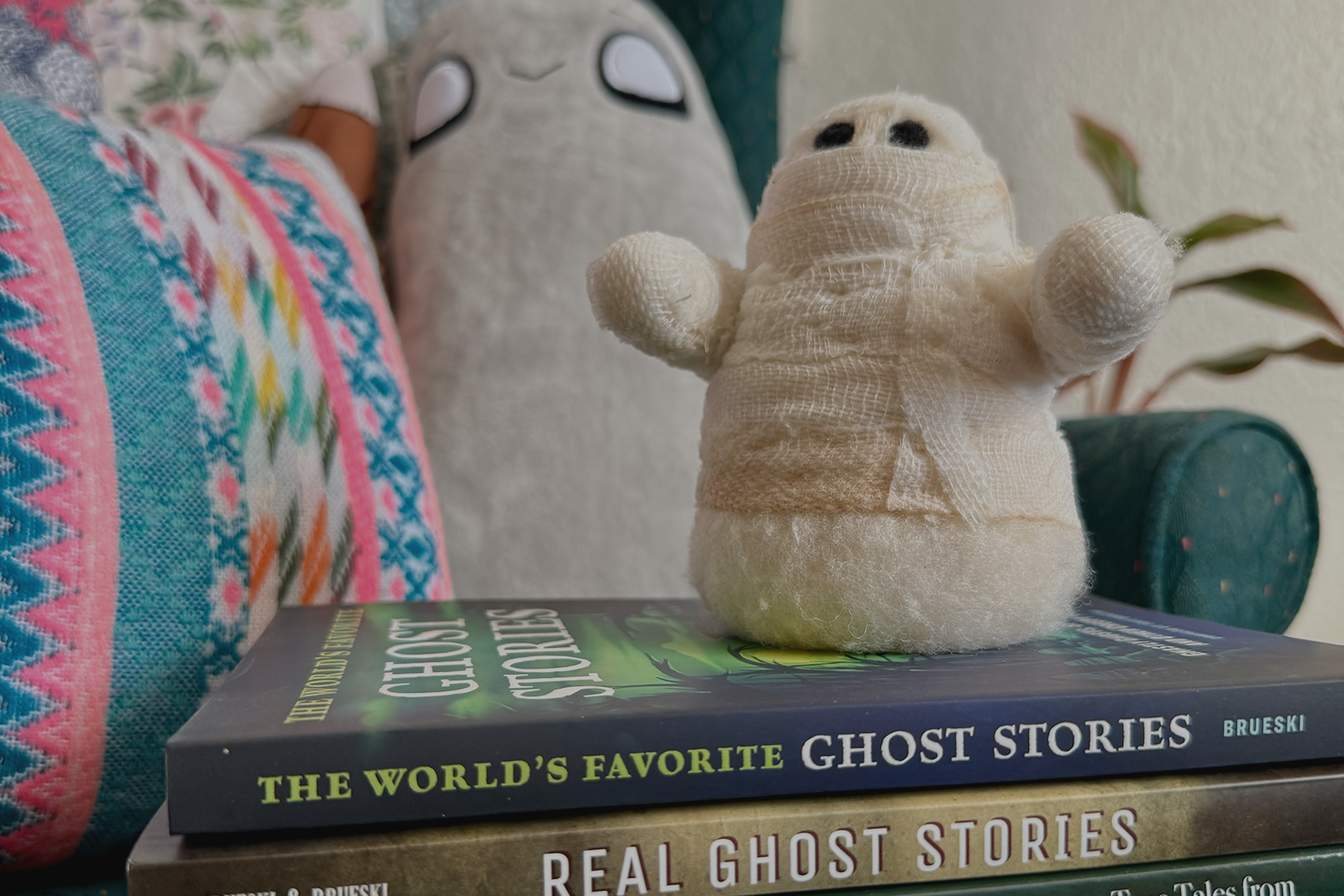Ghost Stories Reading Stack — Spooky Little Halloween