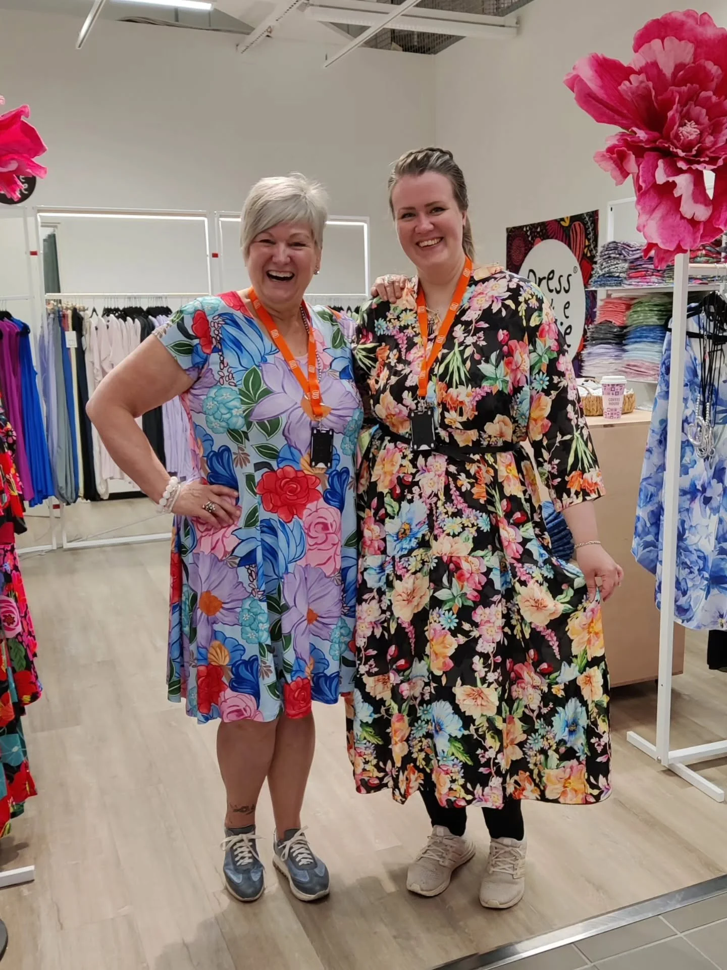 Oh, where have I been these past few months?

Building and managing a pop-up shop amongst other things! 🤭 

Three weeks ago, @dresslikemarie reached out with one of the wildest ideas I've been presented with to date:

Open a pop-up shop at @myllykau