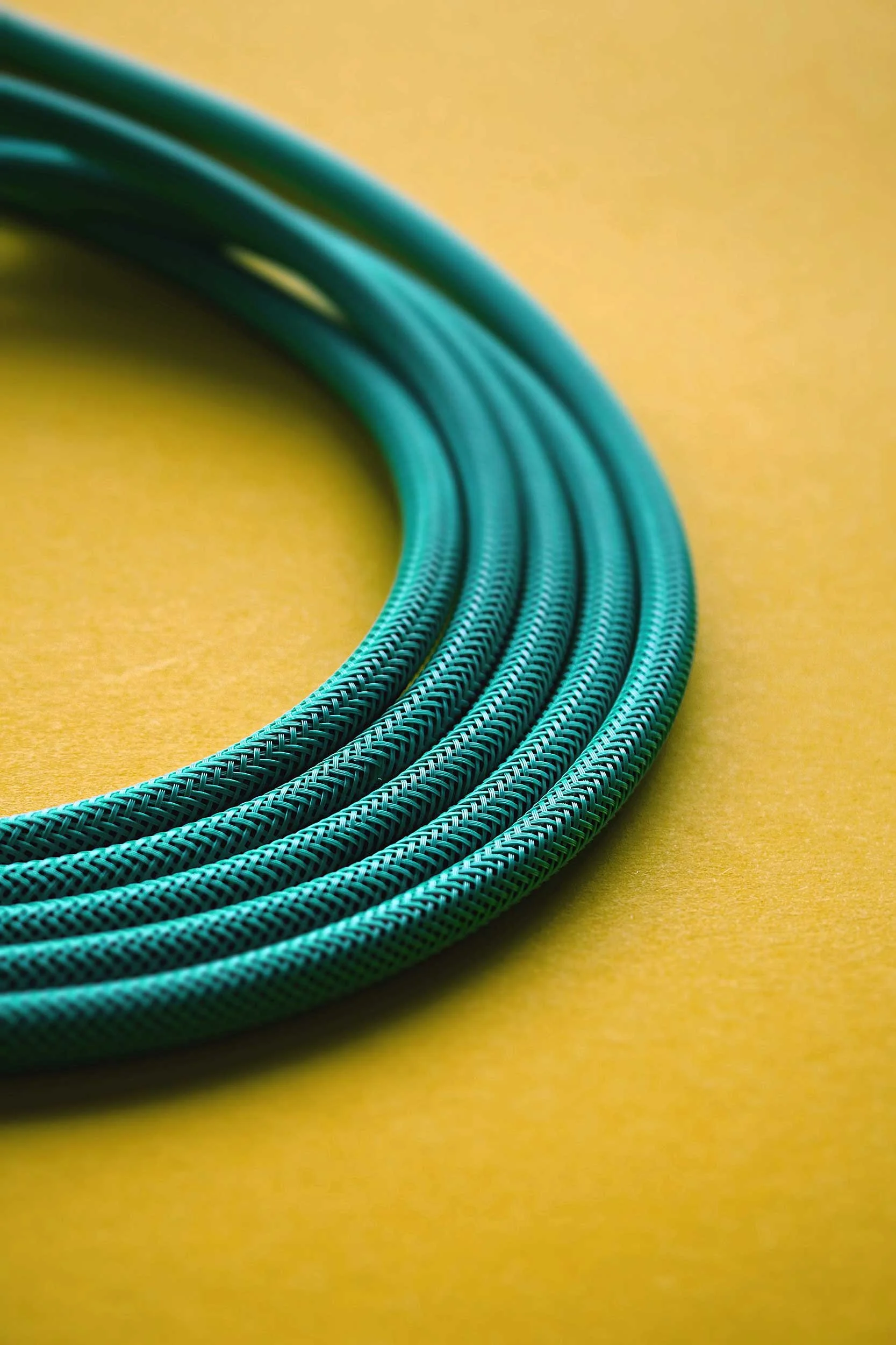 Brand Mood for Cloudberry by Motonet Oy | Q& Brand Studio