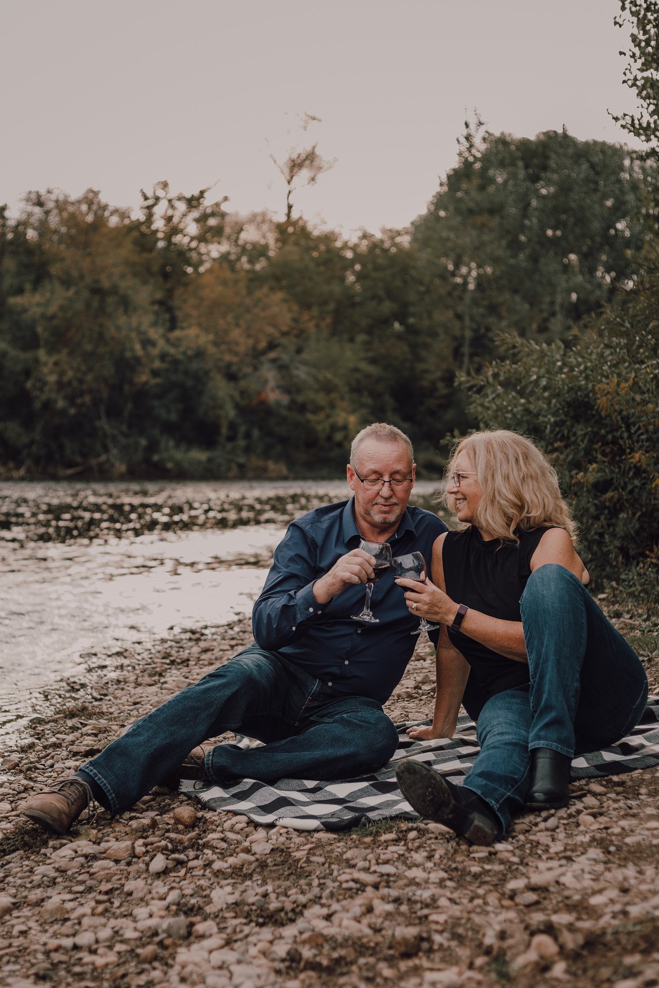 Engagement photography outdoors