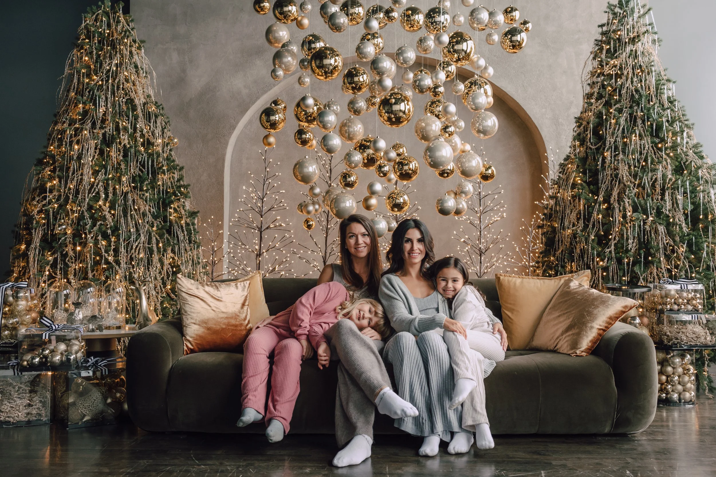 family at mint room having their holiday christmas mini session taken